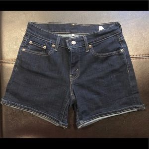 Levi’s shorts